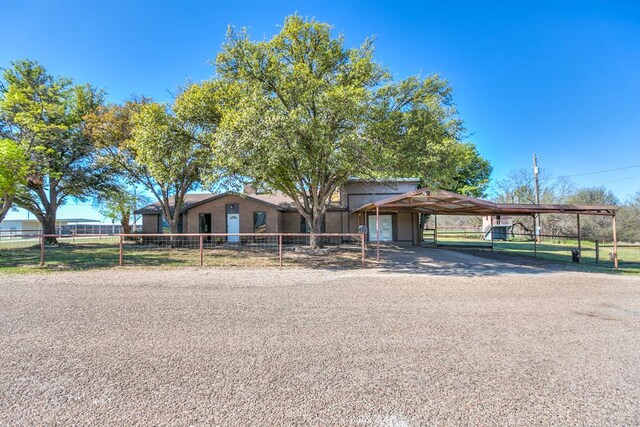 view of front of property