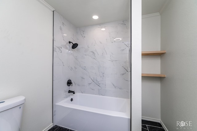 4815 Bowie St, San Angelo, TX 76903 - full bath with shower / bathtub combination, toilet, and baseboards