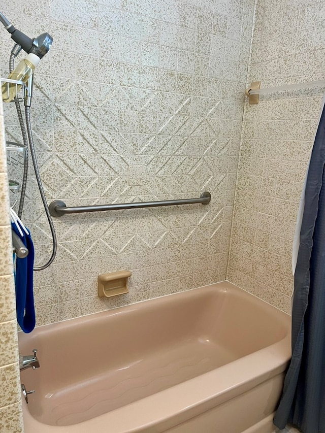 2708 A & M Ave, San Angelo, TX 76904 - bathroom with shower / tub combo with curtain