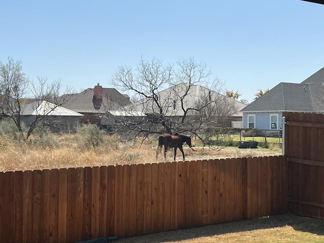1609 Club House Ln, San Angelo, TX 76904 - view of yard