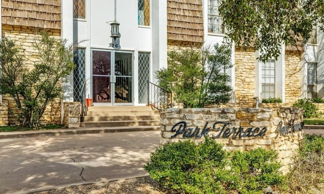 326 W Concho Ave, San Angelo, TX 76904 - photo 2
