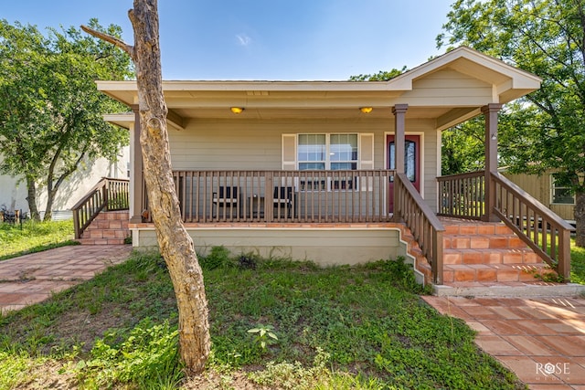 705 Fay St, Sonora, TX 76950 - view of front of home featuring a porch