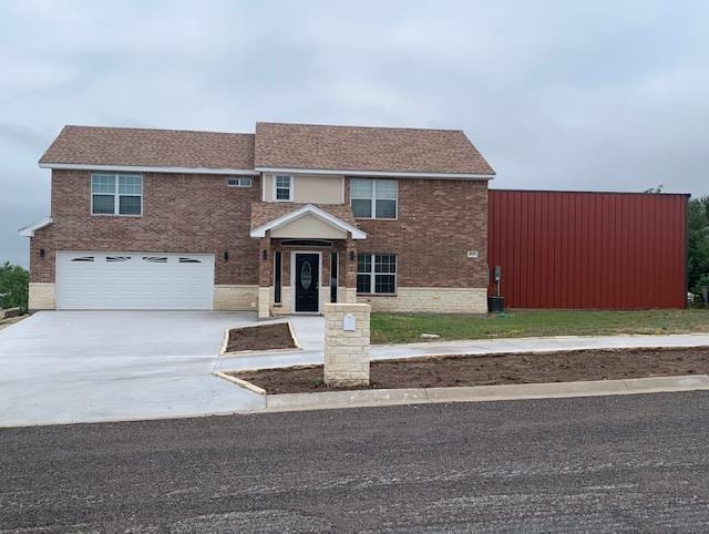 view of front of house featuring a garage