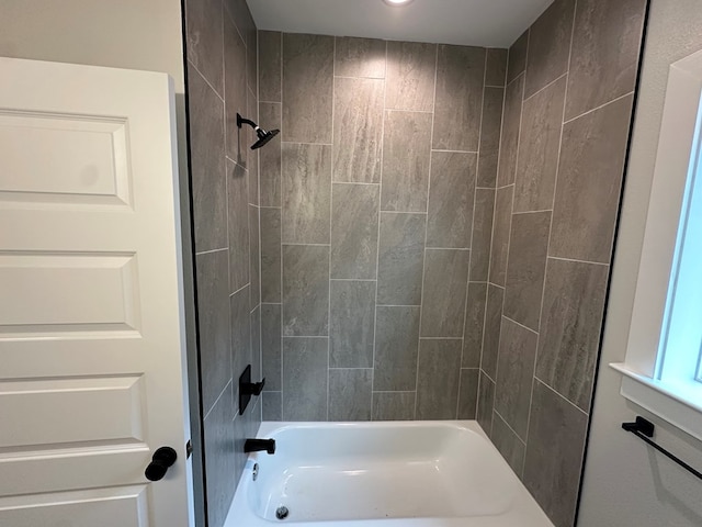 3611 Clearview Dr, San Angelo, TX 76904 - full bath featuring shower / bathtub combination