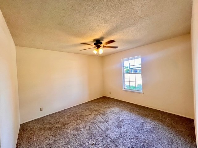721 Spaulding St, San Angelo, TX 76903 - empty room featuring carpet, a ceiling fan, and a textured ceiling