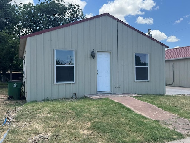 1310 S Chadbourne St, San Angelo, TX 76903 - photo 1