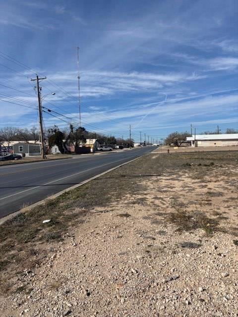 Listing photo 3 for 229 W 25th Street 1 & 2, San Angelo TX 76903