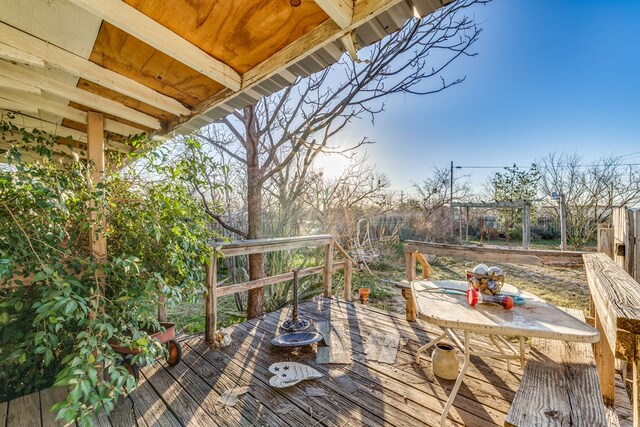 219 Bird St, San Angelo, TX 79603 - deck featuring outdoor dining area