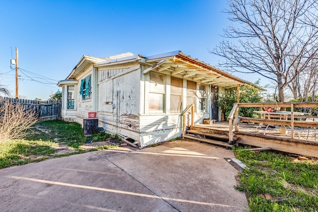 219 Bird St, San Angelo, TX 79603 - exterior space featuring a patio area, fence, and a wooden deck