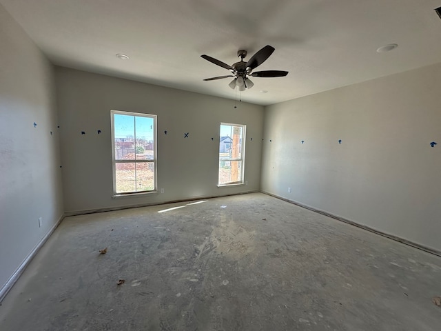 empty room with ceiling fan