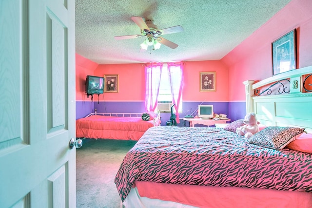 110 N Pope St, San Angelo, TX 76903 - bedroom featuring carpet, a textured ceiling, and ceiling fan