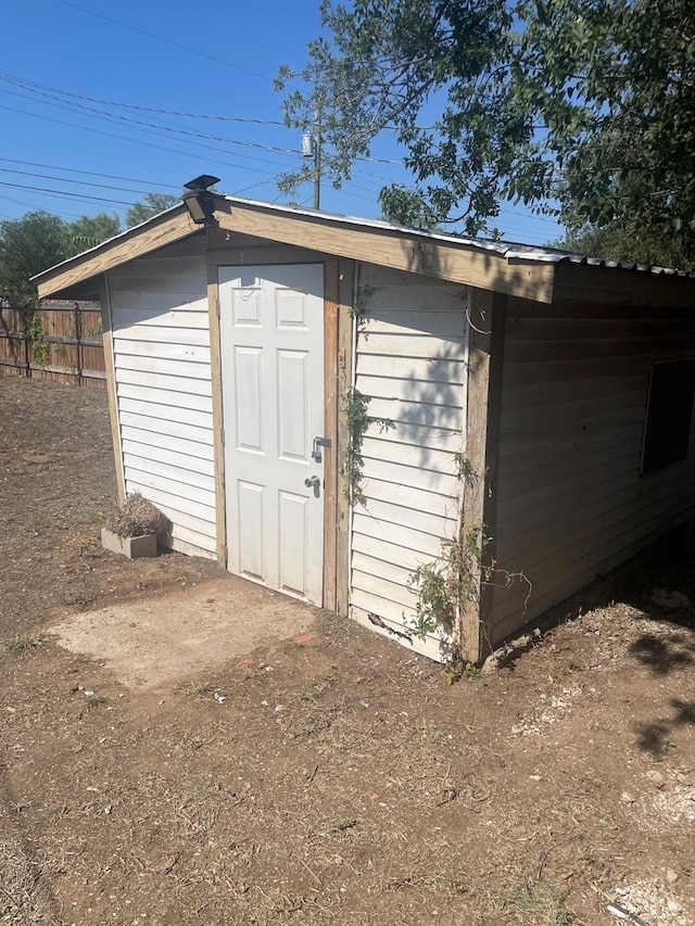 view of outbuilding