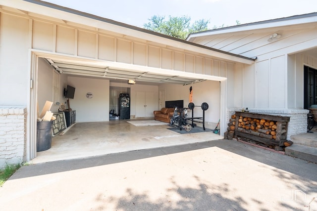 2301 Sul Ross St, San Angelo, TX 76904 - exterior space with concrete driveway