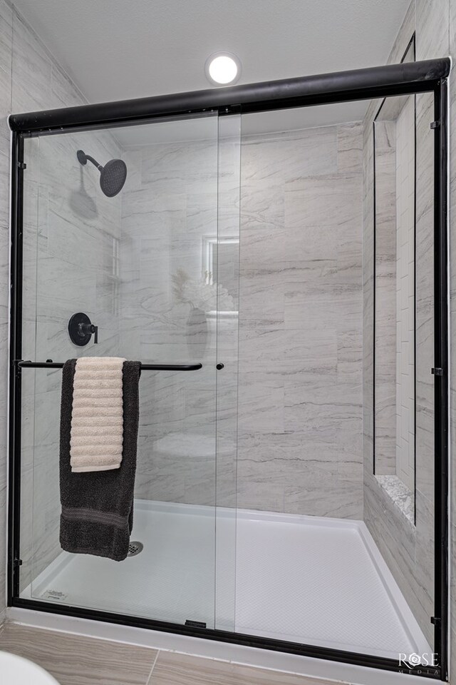 935 E 40th St, San Angelo, TX 76903 - full bath featuring a shower stall