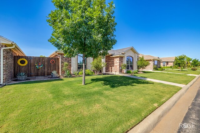 4137 Sedona Trl, San Angelo, TX 76904 - view of front of home featuring brick siding