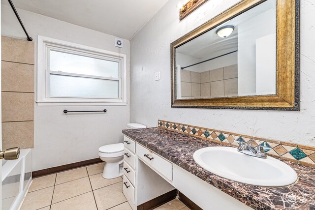 2501 Tcu Ave, San Angelo, TX 76904 - full bath featuring vanity and tile patterned floors