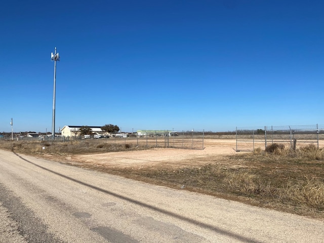 Listing photo 2 for 4276 Dan Hanks Rd, San Angelo TX 76904