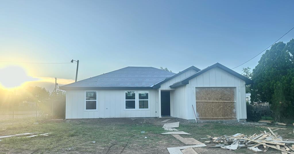 914 Texas Ave, San Angelo, TX 76903 - photo 1
