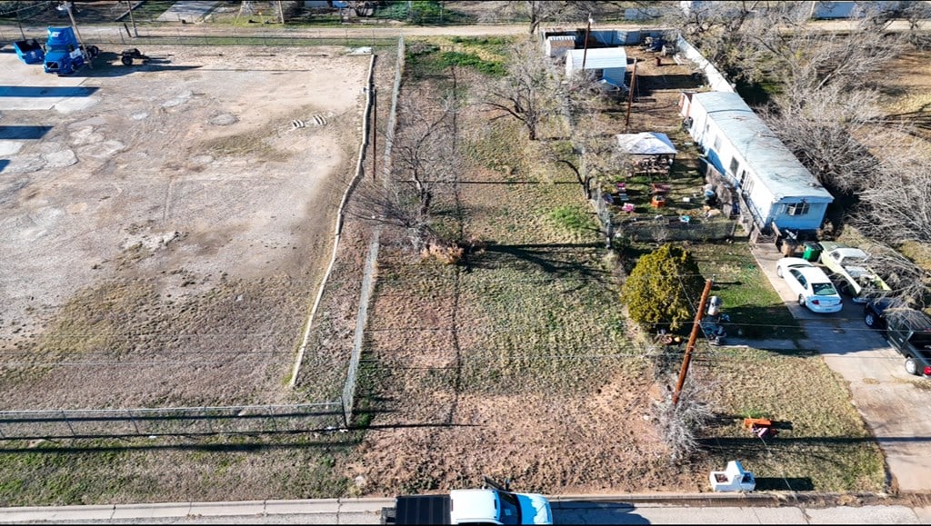 914 Texas Ave, San Angelo, TX 76903 - photo 2