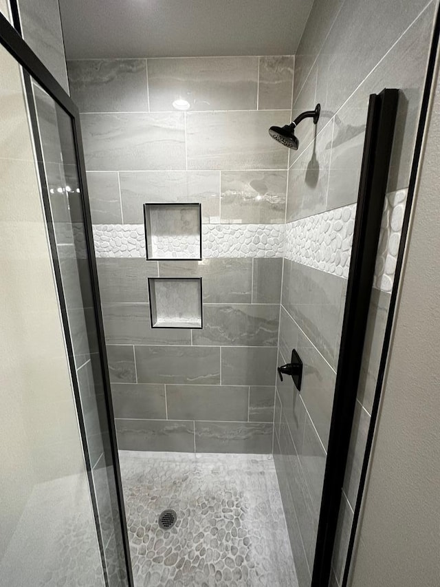 5610 Slayde St, San Angelo, TX 76904 - full bath with a stall shower