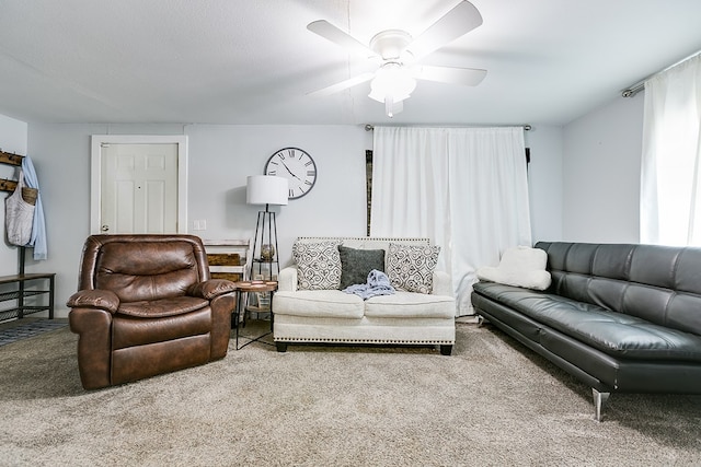 421 N Archer St, San Angelo, TX 76903 - living area featuring carpet and a ceiling fan