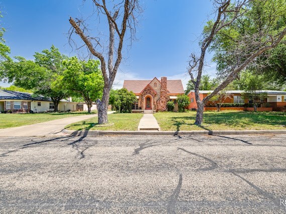 2229 Waco St, San Angelo, TX 76901 - photo 2