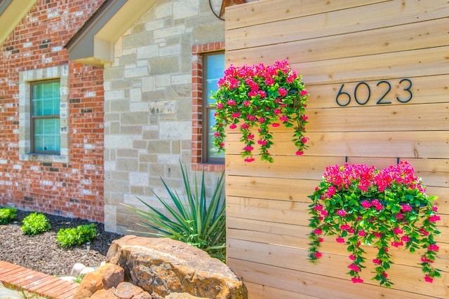 6023 Warwick Dr, San Angelo, TX 76904 - exterior view of brick siding