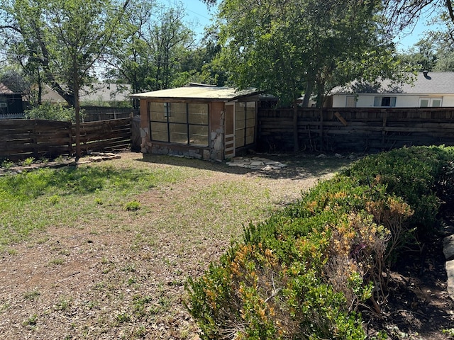 2661 Oxford Ave, San Angelo, TX 76904 - view of yard with a shed