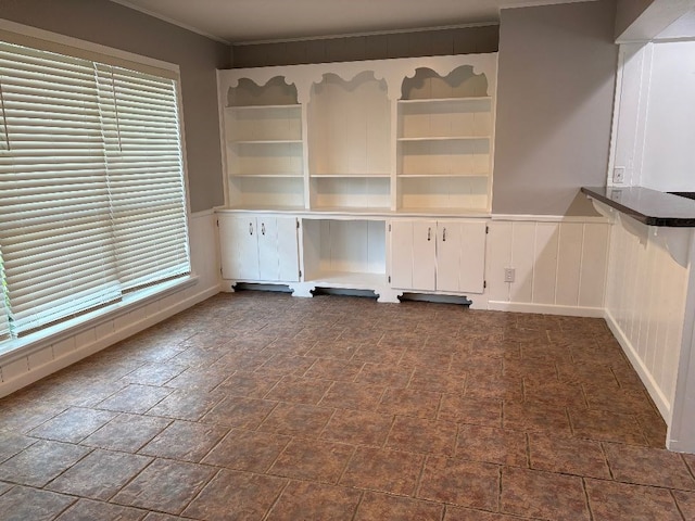 2661 Oxford Ave, San Angelo, TX 76904 - unfurnished office featuring plenty of natural light