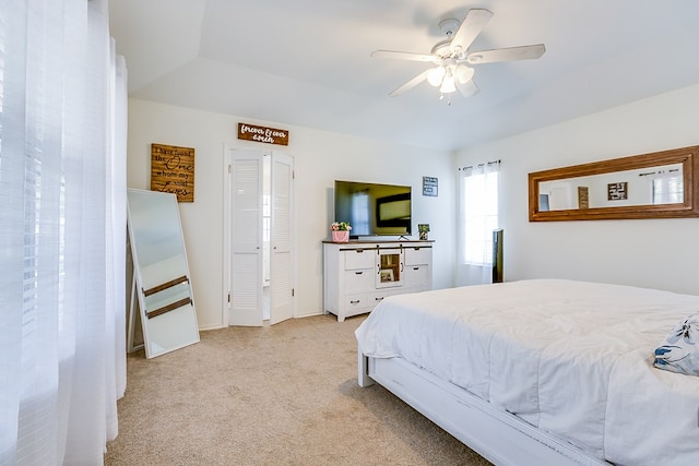 6038 Winners Cir, San Angelo, TX 76904 - bedroom with light carpet and a ceiling fan