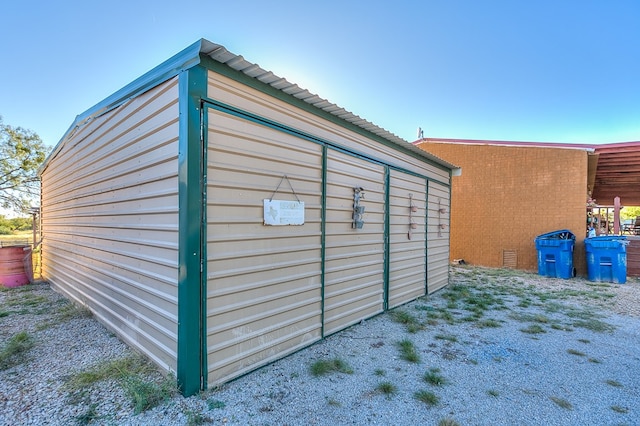 view of outbuilding