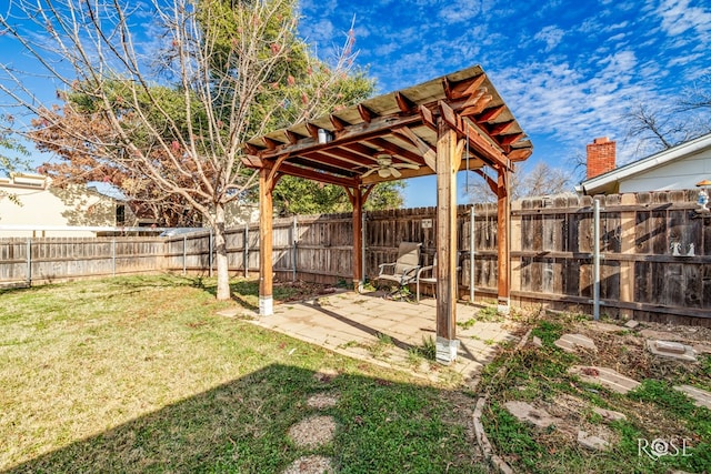 view of yard with a patio