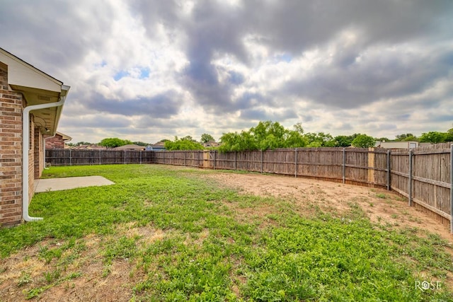 4506 Oak Grove Blvd, San Angelo, TX 76904 - view of yard with a patio and a fenced backyard