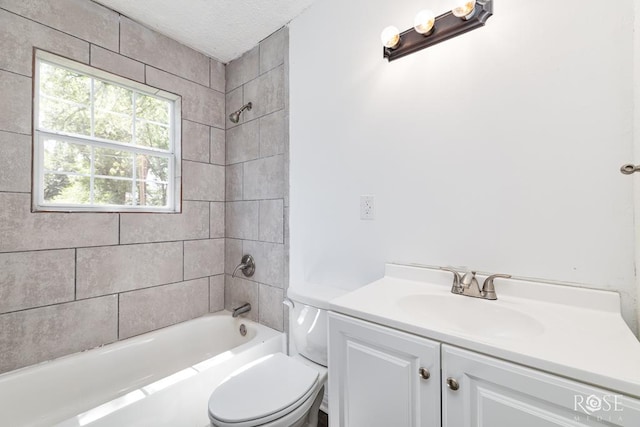 1611 Mission Ave, San Angelo, TX 76905 - full bath featuring bathing tub / shower combination and vanity