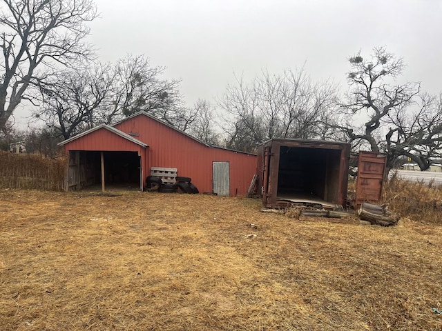 view of outdoor structure