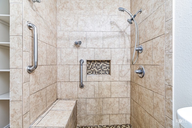 312 N Washington St, San Angelo, TX 76901 - full bath with a tile shower