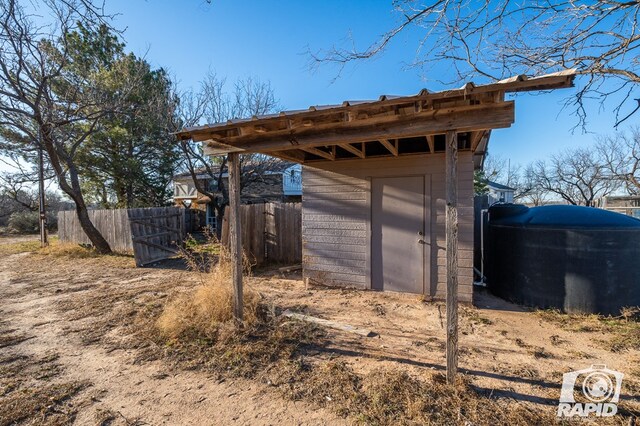 view of outbuilding