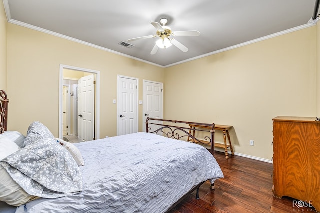 3122 Clearview Dr, San Angelo, TX 76904 - bedroom featuring ornamental molding, hardwood / wood-style flooring, and ceiling fan