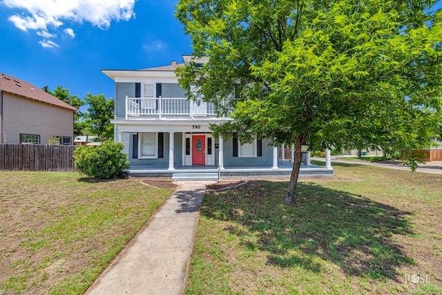 2 N Adams St, San Angelo, TX 76901 - american foursquare style home with covered porch and a balcony