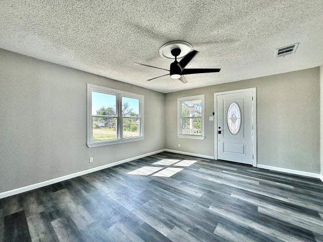 903 N 4th St, Ballinger, TX 76821 - photo 8