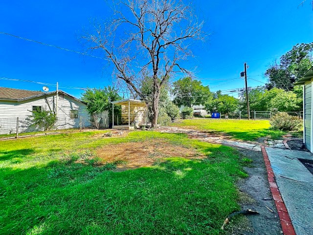 903 N 4th St, Ballinger, TX 76821 - photo 7