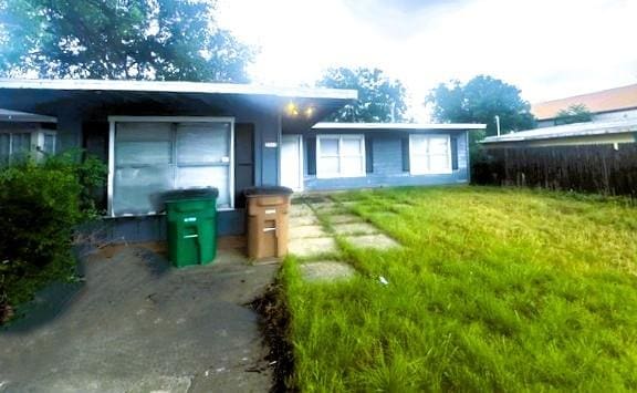 2312 W Harris Ave, San Angelo, TX 76901 - photo 1
