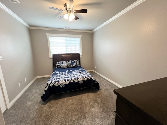 bedroom with carpet floors, ornamental molding, and ceiling fan