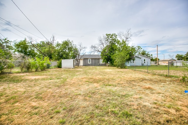 1619 Spaulding St, San Angelo, TX 76905 - view of yard