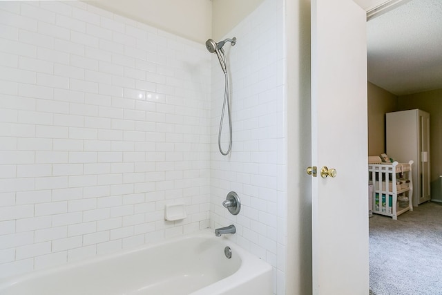 bathroom with shower / washtub combination