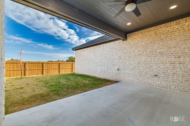 view of patio with ceiling fan