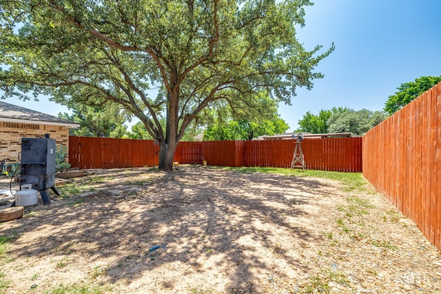 3405 Shadyhill Dr, San Angelo, TX 76904 - view of fenced yard