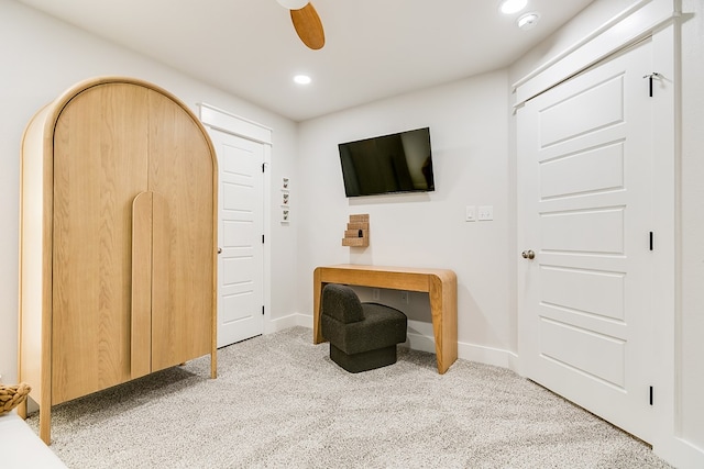 living area with carpet floors, recessed lighting, and baseboards