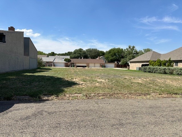 Listing photo 2 for 5233 Westway Dr Unit 52A, San Angelo TX 76904