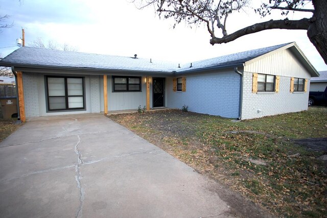 view of single story home